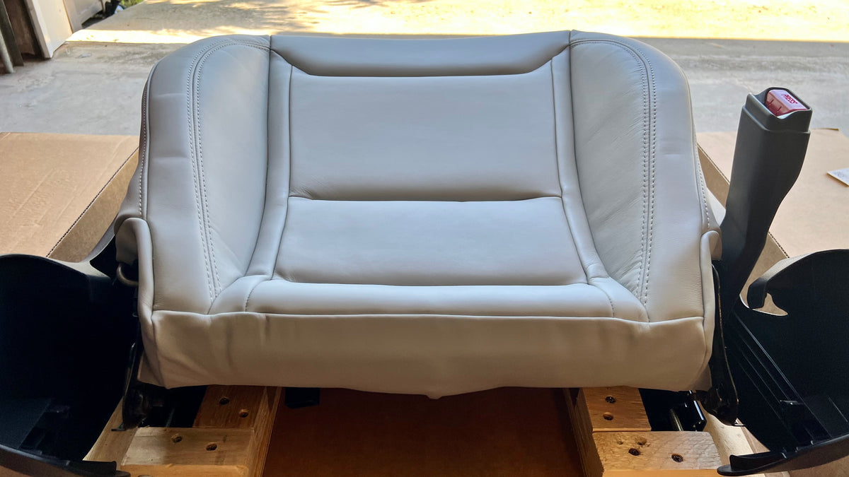 Tesla Model S Canada | Europe - OEM 1st Row Left Hand Seat Cushion - Gray 1056287-04-B