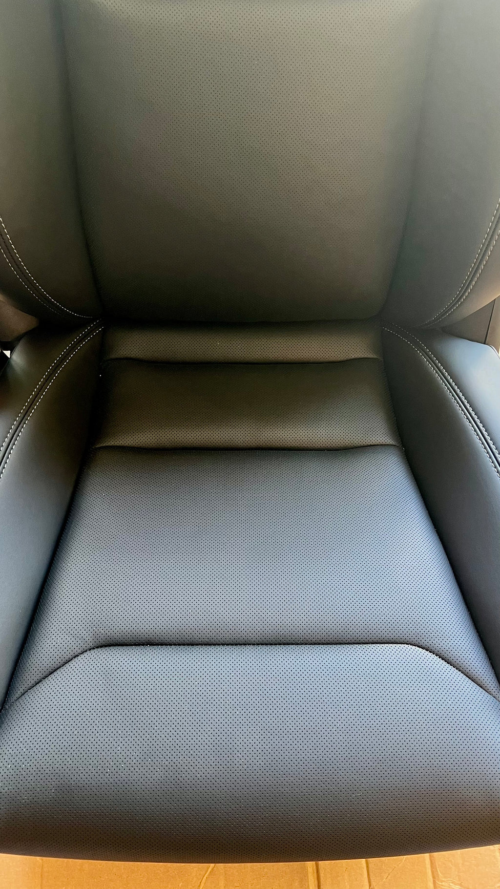 Tesla Model X North America - OEM 1 Row Left Hand Seat Assembly - Pure Vented Black - 9876527-05-A